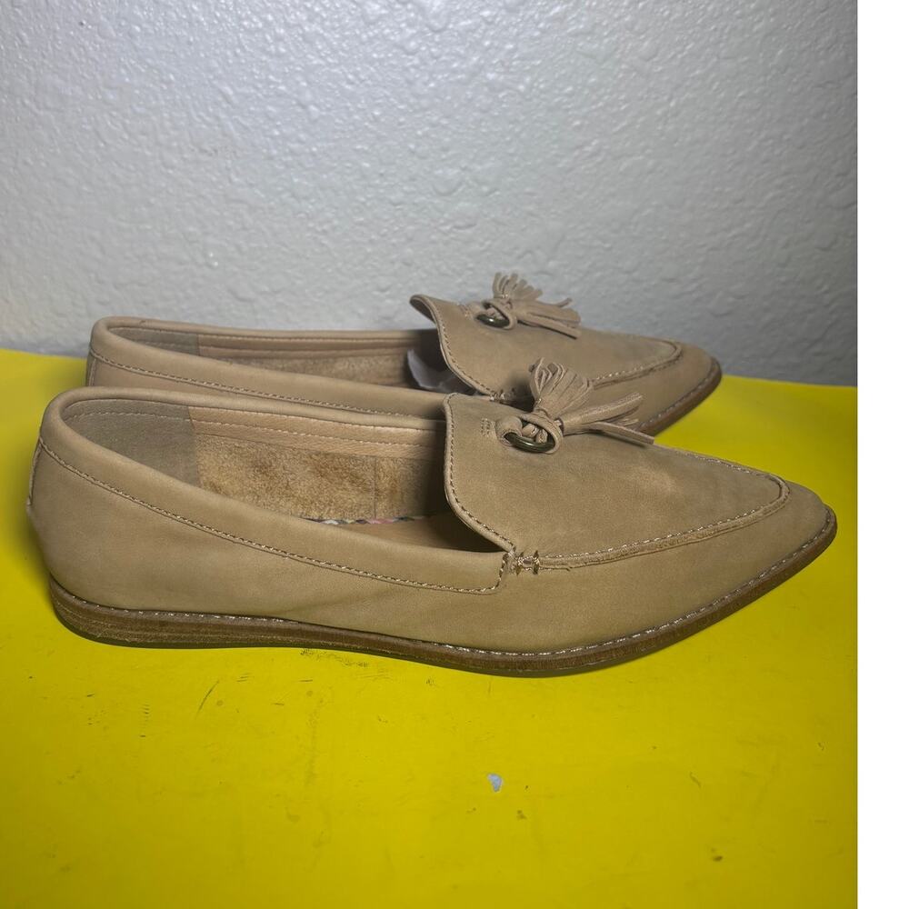 Sperry Tan Leather Loafers Tassel size 8 NWOT